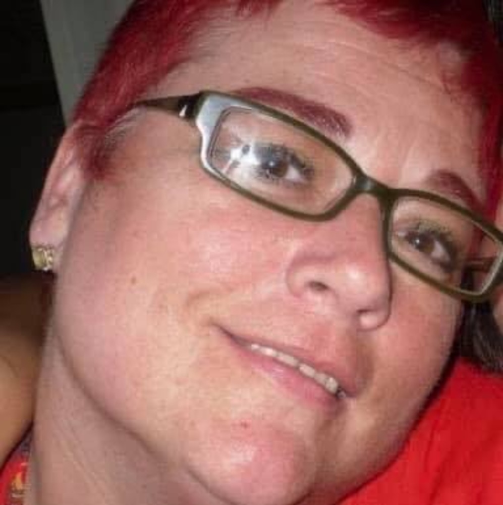 Meet your Posher, Charmian char